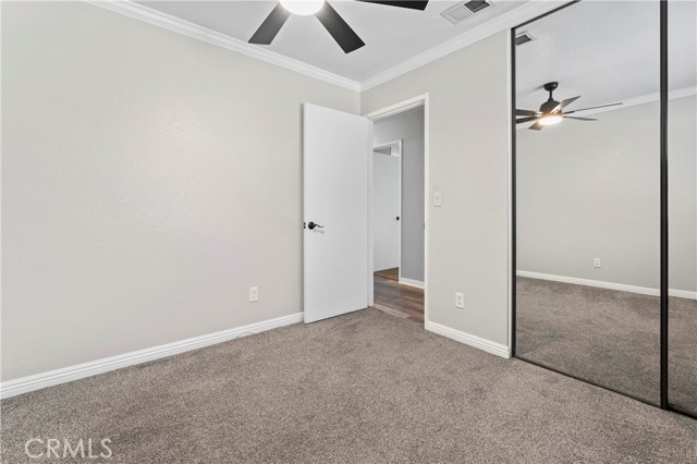 Image 23 of 37 For 39781 Pin Oak Court
