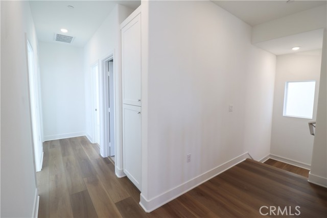 418 Lobata, Irvine CA: https://media.crmls.org/medias/0a543c3a-aa5b-4ecc-9f83-78e23915924a.jpg
