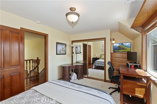 Detail Gallery Image 40 of 54 For 27513 St Bernard Ln, Lake Arrowhead,  CA 92352 - 5 Beds | 3 Baths