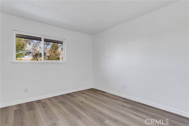 14246 Osage Road, Apple Valley CA: https://media.crmls.org/medias/0a54712f-ebbf-4532-8f8d-b37546305a70.jpg