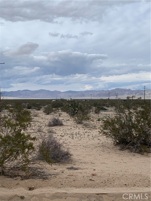 1 Gemini Street, Twentynine Palms, California 92277, ,Land,For Sale,1 Gemini Street,CRJT24029096