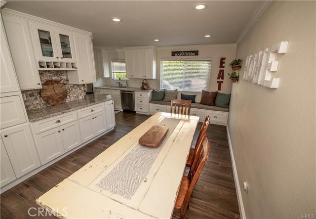 7680 Jadeite Avenue, Rancho Cucamonga CA: https://media.crmls.org/medias/0a56fc2a-0f8d-423c-a5fc-5662a9415dad.jpg