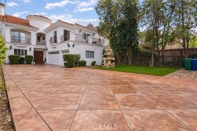 Detail Gallery Image 4 of 50 For 5128 Avenida Hacienda, Tarzana,  CA 91356 - 5 Beds | 4 Baths