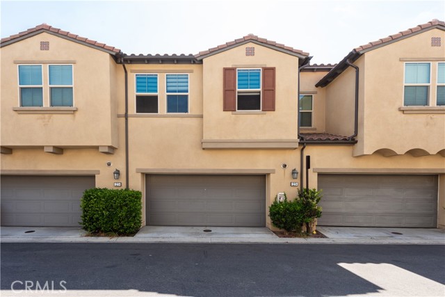 25 Savannah, Lake Forest CA: https://media.crmls.org/medias/0a57932e-a5dd-46c8-9eed-a8e321b9442c.jpg