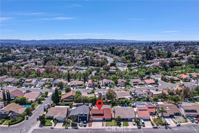 24301 Via Madrugada, Mission Viejo CA: https://media.crmls.org/medias/0a584102-1986-47fa-9b32-11ccc76b80dd.jpg