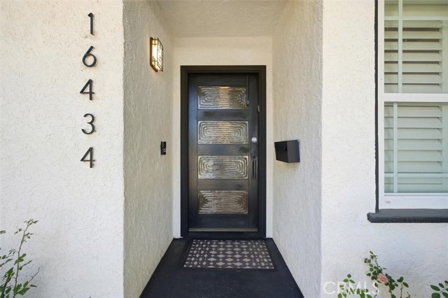 Detail Gallery Image 2 of 38 For 16434 Halsey St, Granada Hills,  CA 91344 - 4 Beds | 3 Baths