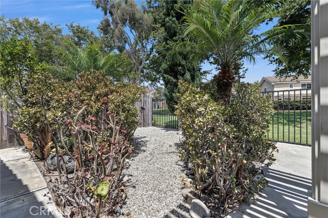 28024 Paseo Alba, San Juan Capistrano CA: https://media.crmls.org/medias/0a58dfda-58e8-4c7d-9d7b-1605fdb0d722.jpg