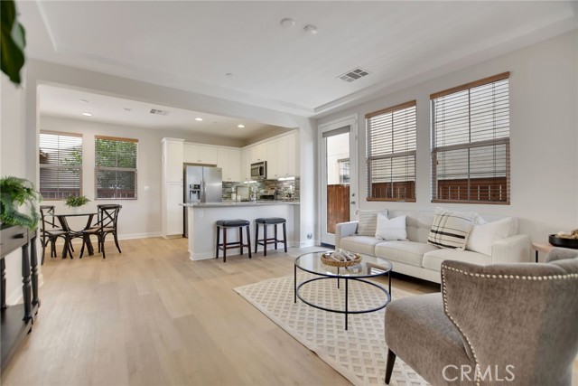 Detail Gallery Image 11 of 43 For 908 N Alameda Ave, Azusa,  CA 91702 - 3 Beds | 2/1 Baths