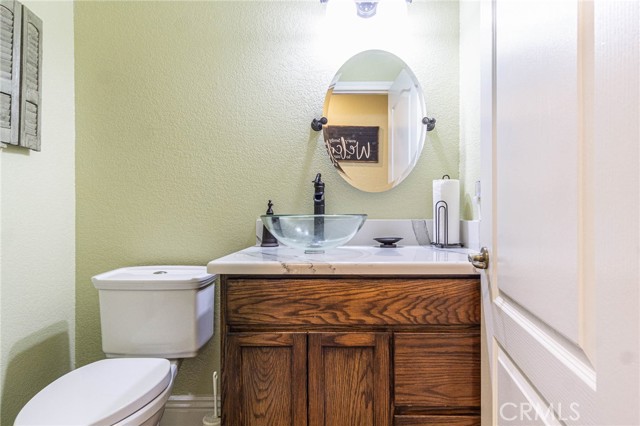 Detail Gallery Image 28 of 64 For 9735 Elsinore Rd, Oak Hills,  CA 92344 - 4 Beds | 2/1 Baths