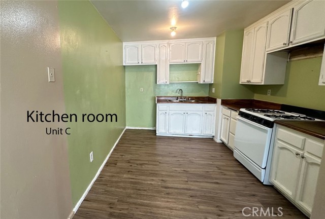 Detail Gallery Image 15 of 28 For 522 N Parkside Dr, Ontario,  CA 91764 - – Beds | – Baths