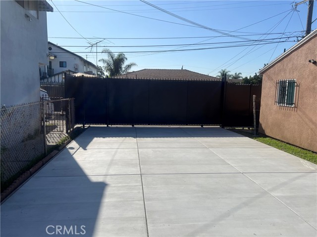 Detail Gallery Image 7 of 8 For 3734 Imperial Hwy #B,  Inglewood,  CA 90303 - 1 Beds | 1 Baths