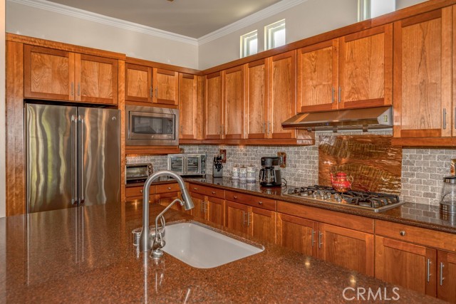 Detail Gallery Image 7 of 55 For 23816 Spinnaker Ct, Valencia,  CA 91355 - 4 Beds | 2/1 Baths
