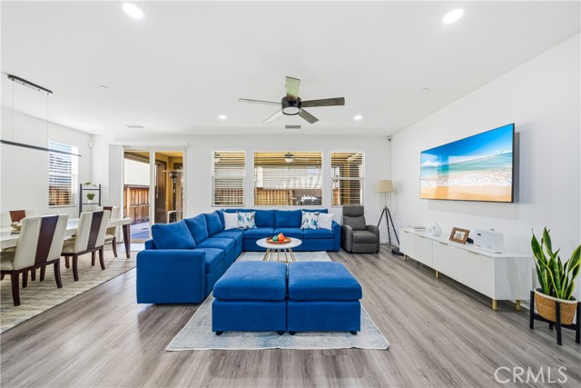 Detail Gallery Image 15 of 54 For 29193 Black Oak, Lake Elsinore,  CA 92530 - 3 Beds | 2 Baths