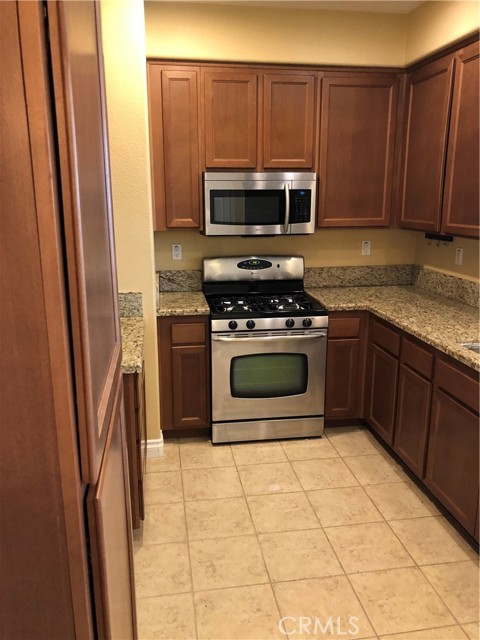 Detail Gallery Image 9 of 57 For 25056 Driftoak, Murrieta,  CA 92562 - 3 Beds | 2/1 Baths