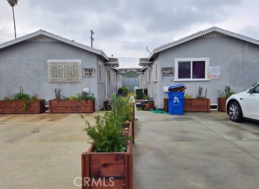 8129 S Hoover Street #8129 1/2