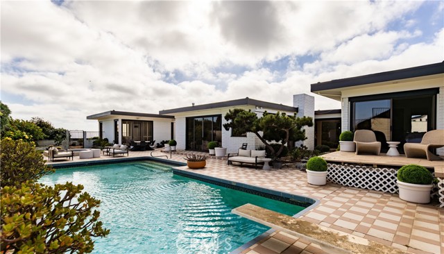 Image 29 of 38 For 32532 Sea Island Drive