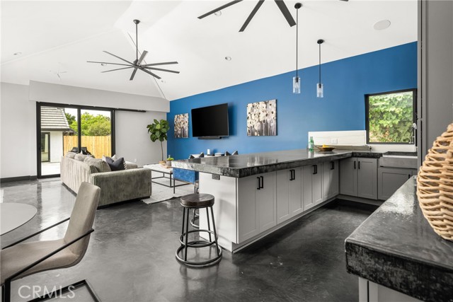 21290 Clear Haven Drive, Yorba Linda CA: https://media.crmls.org/medias/0a5ea4a6-2808-4cfd-bbea-039d1e7bd67b.jpg