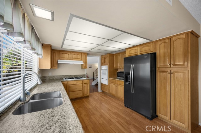 Detail Gallery Image 16 of 36 For 9906 Cedar Ct, Cypress,  CA 90630 - 3 Beds | 2/1 Baths