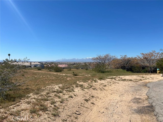 Detail Gallery Image 15 of 19 For 14998 Avon Ct, Victorville,  CA 92394 - – Beds | – Baths