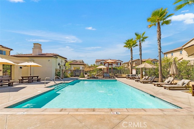 Detail Gallery Image 6 of 12 For 217 Primrose Dr, Lake Forest,  CA 92610 - 3 Beds | 2/1 Baths