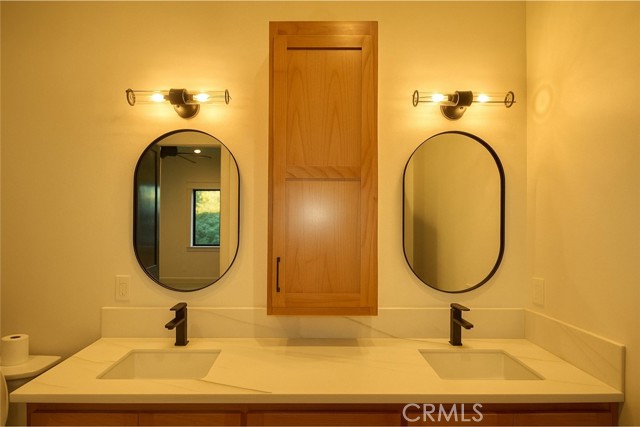 22603 Windward Road, Lake Arrowhead CA: https://media.crmls.org/medias/0a5fecf5-61e5-4866-a6f9-d5b5af3b2f24.jpg