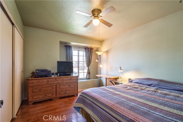 Image 18 of 39 For 12914 Coralberry St.