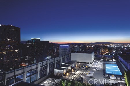 Detail Gallery Image 7 of 32 For 900 W Olympic, Los Angeles,  CA 90015 - 2 Beds | 3 Baths