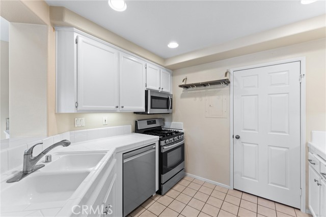 4 Paseo Del Sol, Rancho Santa Margarita CA: https://media.crmls.org/medias/0a631944-cf78-4855-bbdf-240880bc8281.jpg