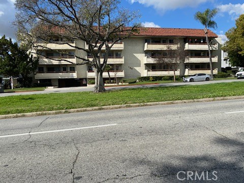 Detail Gallery Image 1 of 27 For 125 S Sierra Madre Bld #304,  Pasadena,  CA 91107 - 2 Beds | 2 Baths