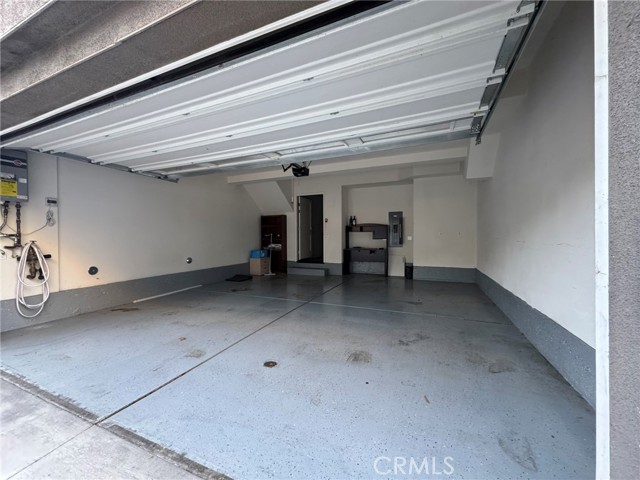 Detail Gallery Image 15 of 28 For 9042 Garvey #16,  Rosemead,  CA 91770 - 3 Beds | 4 Baths