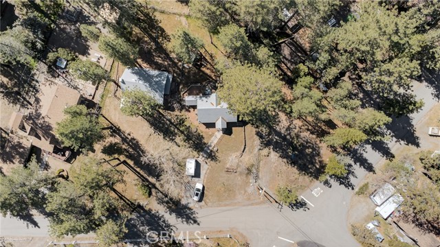 Detail Gallery Image 35 of 49 For 5806 Victorville, Wrightwood,  CA 92397 - 3 Beds | 1/1 Baths