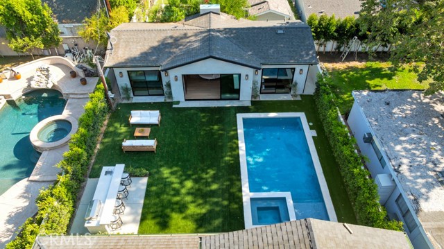 Detail Gallery Image 58 of 62 For 13024 Bloomfield St, Studio City,  CA 91604 - 6 Beds | 6/1 Baths