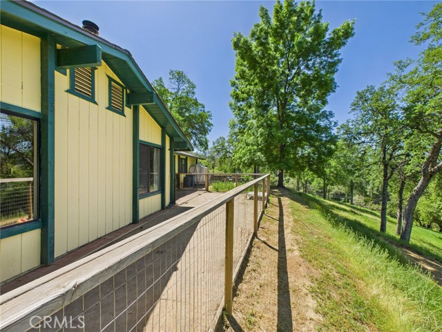 40170 Hillsborough Loop, Oakhurst CA: https://media.crmls.org/medias/0a64d262-70ad-46cd-844e-67fd3e4b891e.jpg