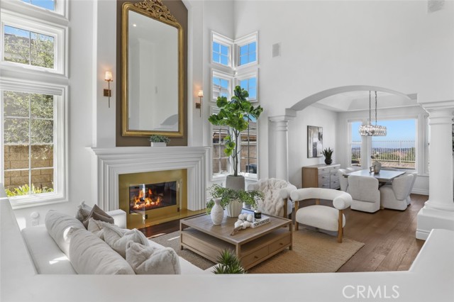 Detail Gallery Image 4 of 37 For 32221 Weeping Willow Street, Rancho Santa Margarita,  CA 92679 - 4 Beds | 3/1 Baths