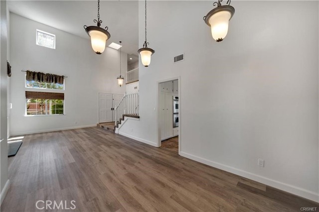 3955 Poppyseed Place, Calabasas CA: https://media.crmls.org/medias/0a659574-71d2-42c6-9b1d-87e7767fe77f.jpg