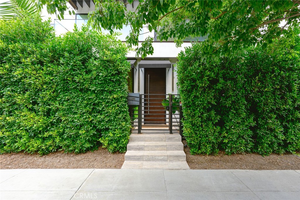9171 W 3rd
