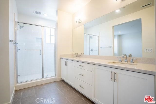 340 VIA AMOR Place, Fullerton CA: https://media.crmls.org/medias/0a66a784-1ba2-46a8-90b3-728cfc515c47.jpg