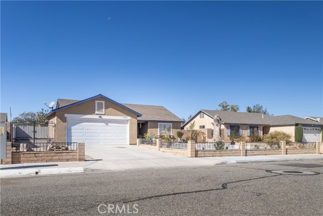 Detail Gallery Image 4 of 24 For 17882 Juniper St, Adelanto,  CA 92301 - 3 Beds | 2 Baths