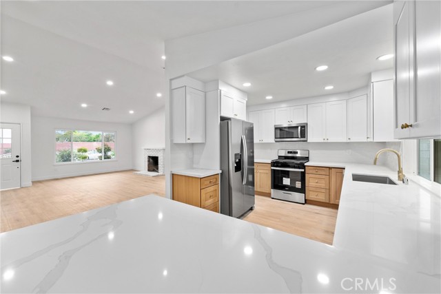 343 W Orchard Street, Rialto CA: https://media.crmls.org/medias/0a680827-b9c6-46bc-9650-51dd7c8cb5a8.jpg