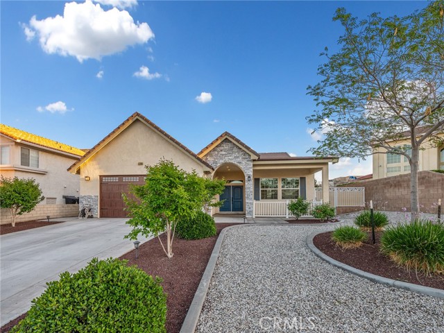 17795 Sunburst Road, Victorville CA: https://media.crmls.org/medias/0a685011-abd4-47d3-9cd8-c1531dd6ca50.jpg