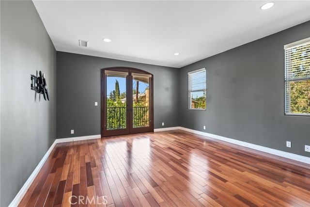 18267 Valley Vista Boulevard, Tarzana CA: https://media.crmls.org/medias/0a6bc349-ab2e-4430-91a7-36bcd61ba28e.jpg