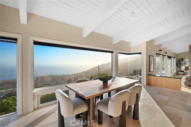 Detail Gallery Image 5 of 11 For 32131 Sea Island Dr, Dana Point,  CA 92629 - 4 Beds | 3 Baths