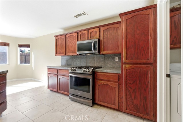 Detail Gallery Image 26 of 54 For 2431 S Cedar, Visalia,  CA 93292 - 3 Beds | 2 Baths