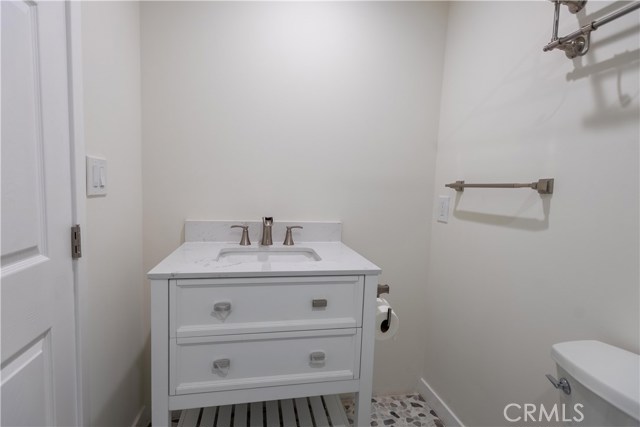 28766 Pisces Street, Agoura Hills CA: https://media.crmls.org/medias/0a6c2de3-5abb-46d3-b73b-f55f3a5d3b09.jpg