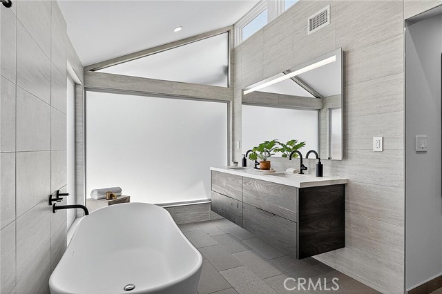 6441 Via De Anzar, Rancho Palos Verdes CA: https://media.crmls.org/medias/0a6c96a1-2e66-49f0-a812-a22d0ddf938c.jpg