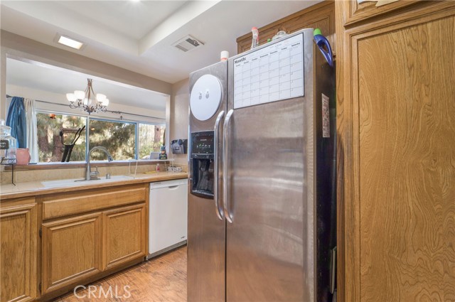 Detail Gallery Image 12 of 27 For 1405 Pinon Pl #3,  Fullerton,  CA 92835 - 3 Beds | 2 Baths