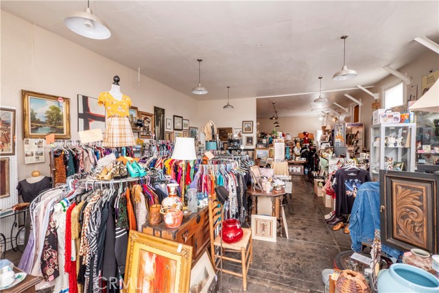 Unit 1 Vintage Thrift shop