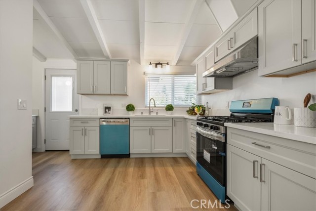 307 S Florette Street, Anaheim CA: https://media.crmls.org/medias/0a6f68f4-6e7b-4b3f-b467-0e7bcdcc6bc0.jpg