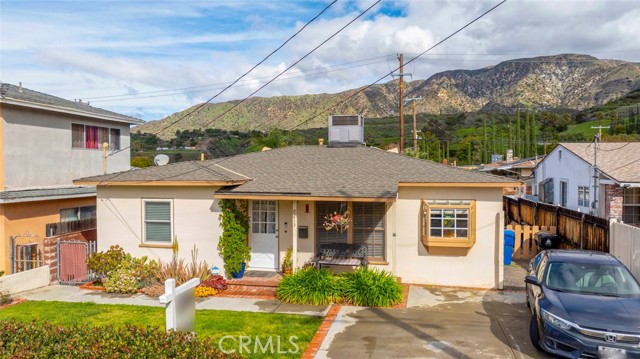 8213 Grove Street photo 2