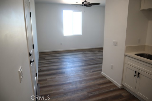 8600 Ironwood Avenue, California City CA: https://media.crmls.org/medias/0a708562-9e1e-4d5c-beb3-506d1eb628b3.jpg
